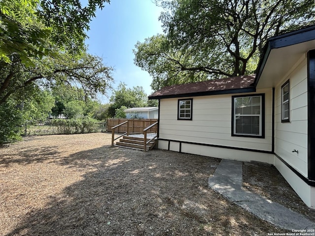 270 Oelkers, San Antonio, TX 78204 - view of side of property with fence