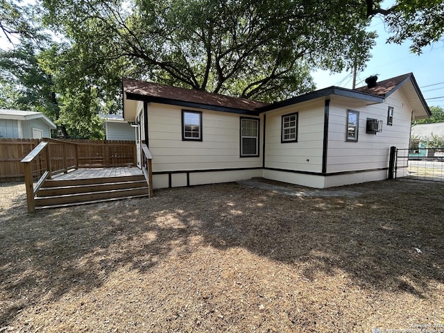 270 Oelkers, San Antonio, TX 78204 - rear view of property with a deck and fence