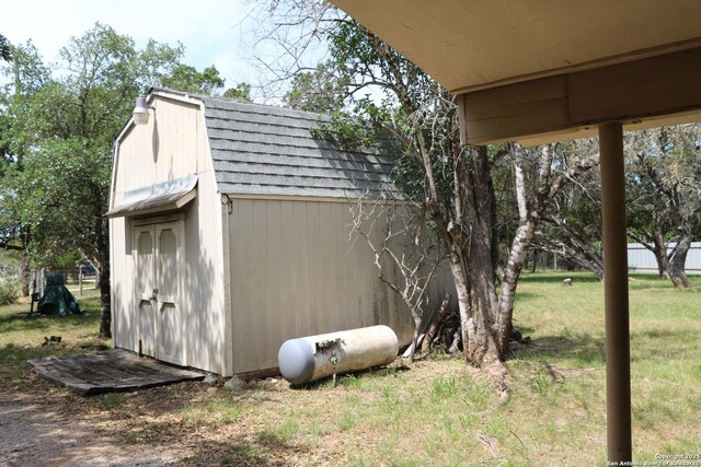 1306 Mountain Vw, Pipe Creek, TX 78063 - view of shed