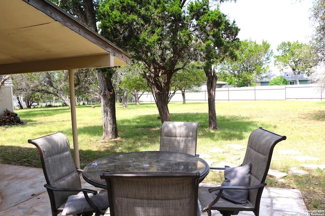 1306 Mountain Vw, Pipe Creek, TX 78063 - view of patio / terrace with outdoor dining space