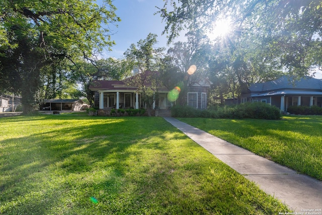 529 N High, Uvalde, TX 78801 - view of front of house with a front yard