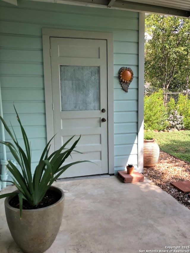 345 Westminster, San Antonio, TX 78228 - entrance to property featuring fence