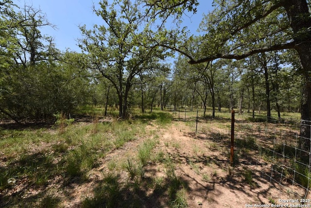1464 Cross Rd, Kingsbury, TX 78638