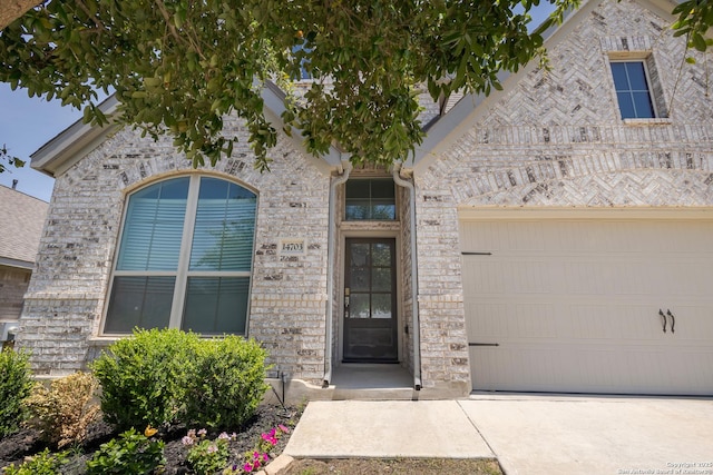 14703 Running Wolf, San Antonio, TX 78245 - property entrance featuring concrete driveway