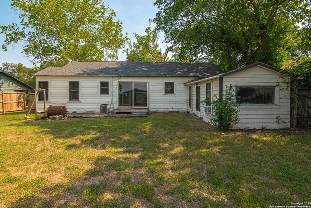 702 Baker, Seguin, TX 78155