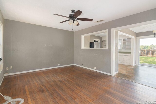 702 Baker, Seguin, TX 78155