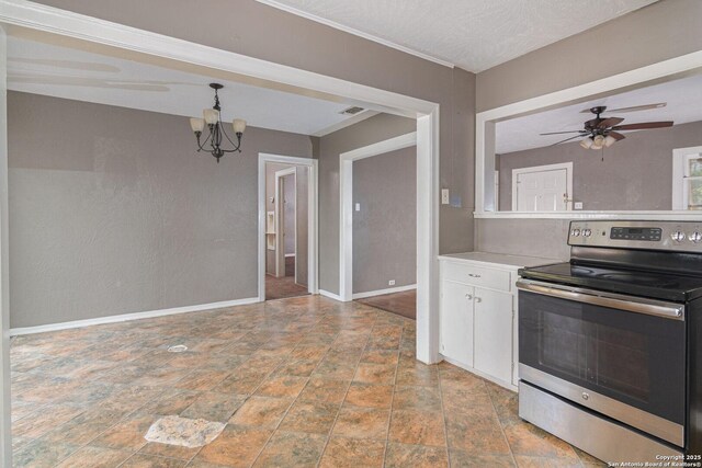 702 Baker, Seguin, TX 78155