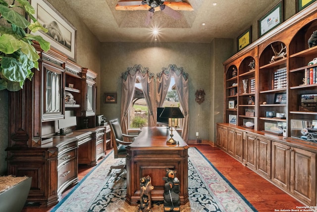 44 Oakland, Boerne, TX 78006 - office area featuring a ceiling fan and wood finished floors