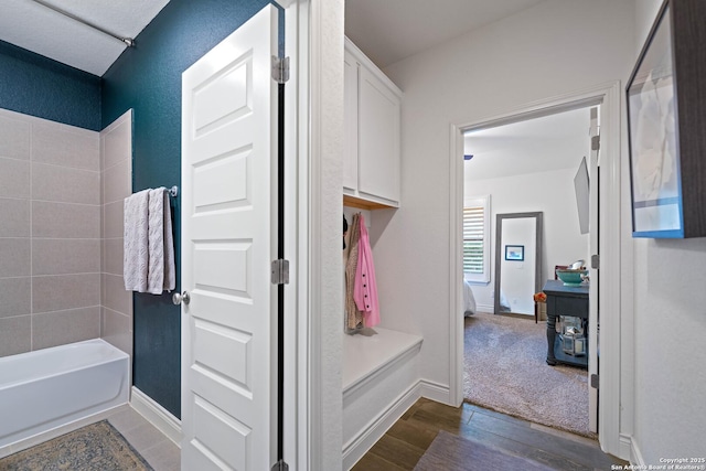 1235 Yaupon, New Braunfels, TX 78132 - mudroom with wood finished floors