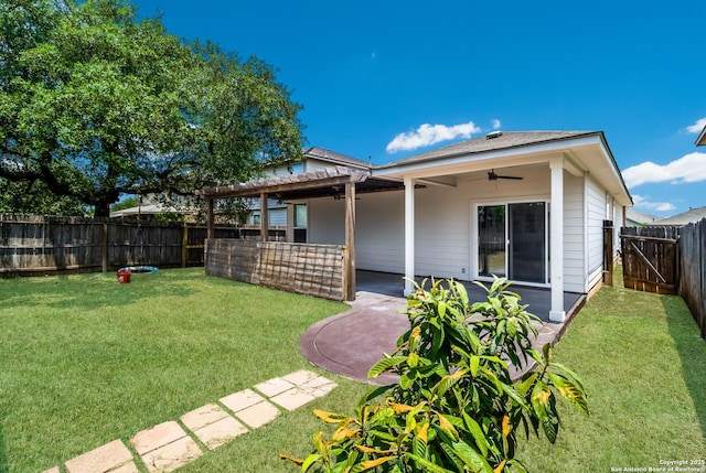 175 Katherine Way, San Antonio, TX 78253 - rear view of house with a ceiling fan and a patio area