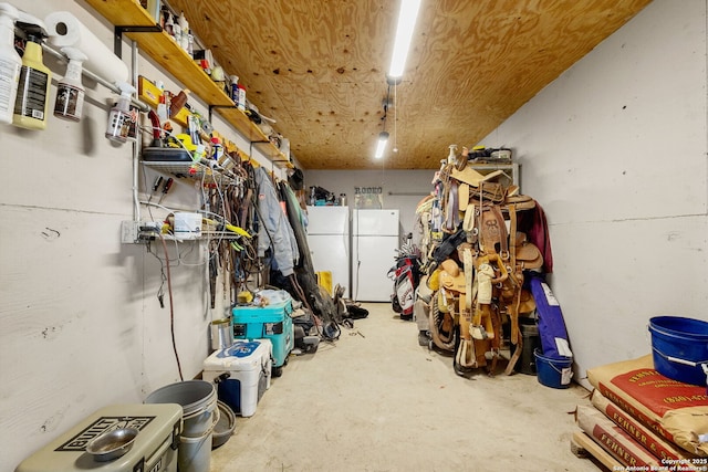 381 Schneider Rd, Seguin, TX 78155 - garage featuring freestanding refrigerator