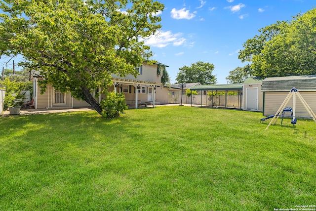 1605 W Winnipeg, San Antonio, TX 78225 - view of yard