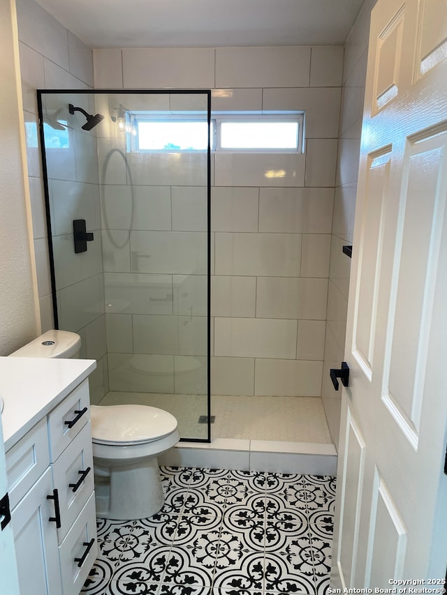 620 Euclid, San Antonio, TX 78212 - full bath featuring plenty of natural light, tiled shower, vanity, and tile patterned floors