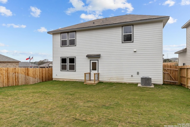 6610 Lowrie Block, San Antonio, TX 78239 - back of house featuring cooling unit