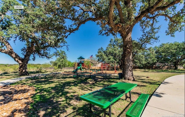 5502 Waldon Walk, San Antonio, TX 78261 - view of home's community