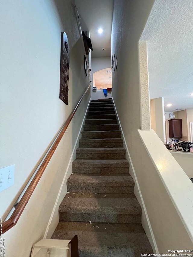 1227 Stable Gln, San Antonio, TX 78245 - stairway with baseboards