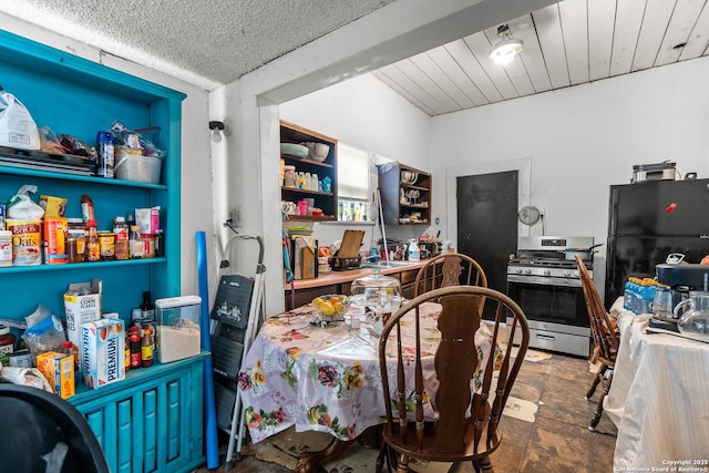 2606 W Travis St, San Antonio, TX 78207 - dining room featuring stone finish floors