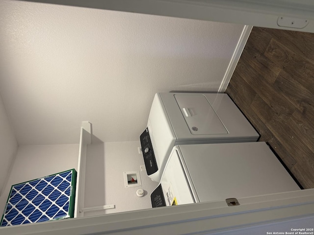 322 Addison, Lockhart, TX 78644 - view of laundry area