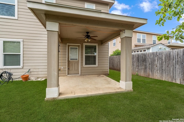 8022 Blackhawk Pass, San Antonio, TX 78253 - entrance to property featuring a ceiling fan and a patio