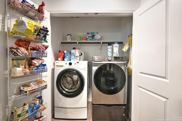 923 Cook Bnd, San Antonio, TX 78221 - washroom with separate washer and dryer