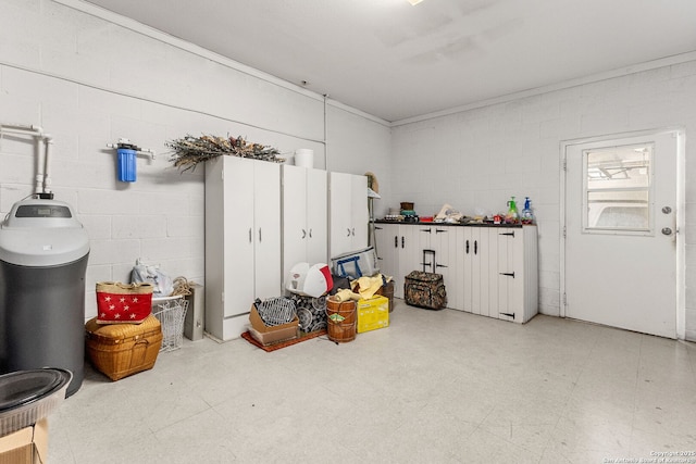 1434 Whispering Water, Spring Branch, TX 78070 - garage featuring concrete block wall