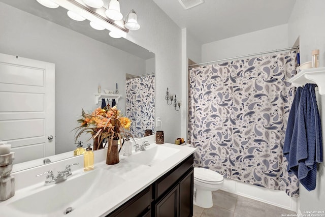 11706 Troubadour Trl, San Antonio, TX 78245 - full bathroom featuring tile patterned floors, toilet, double vanity, and shower / bath combo with shower curtain