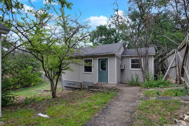1306 Lytle, Kerrville, TX 78028 - view of front of property featuring a shingled roof