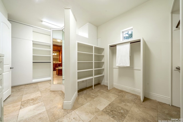 19223 Terra Rock, San Antonio, TX 78255 - view of walk in closet