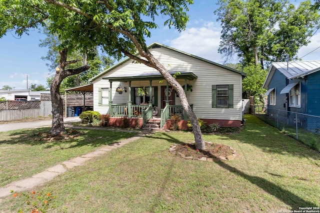 859 Pine St, New Braunfels, TX 78130 - bungalow featuring covered porch, driveway, and an attached carport