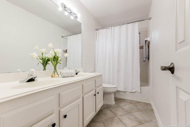 21746 Luisa, San Antonio, TX 78259 - full bath featuring tile patterned floors, toilet, double vanity, shower / tub combo with curtain, and baseboards