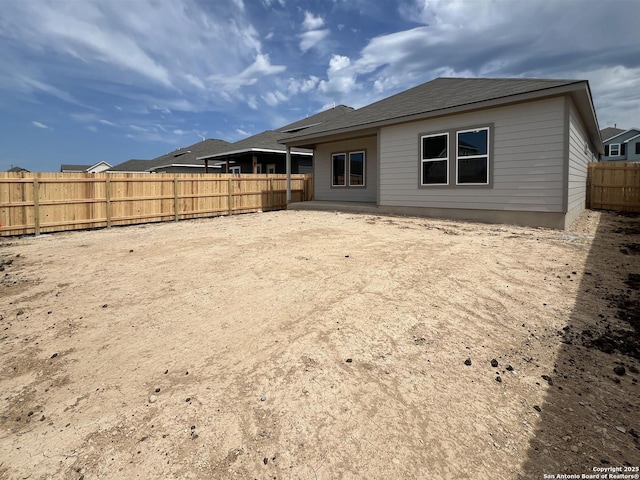 14728 Sycamore Xing, San Antonio, TX 78252 - rear view of house featuring a fenced backyard
