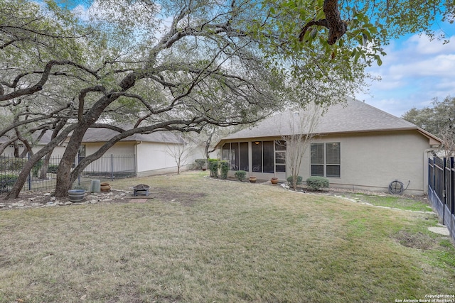 154 Roseheart, San Antonio, TX 78259 - view of yard featuring a sunroom