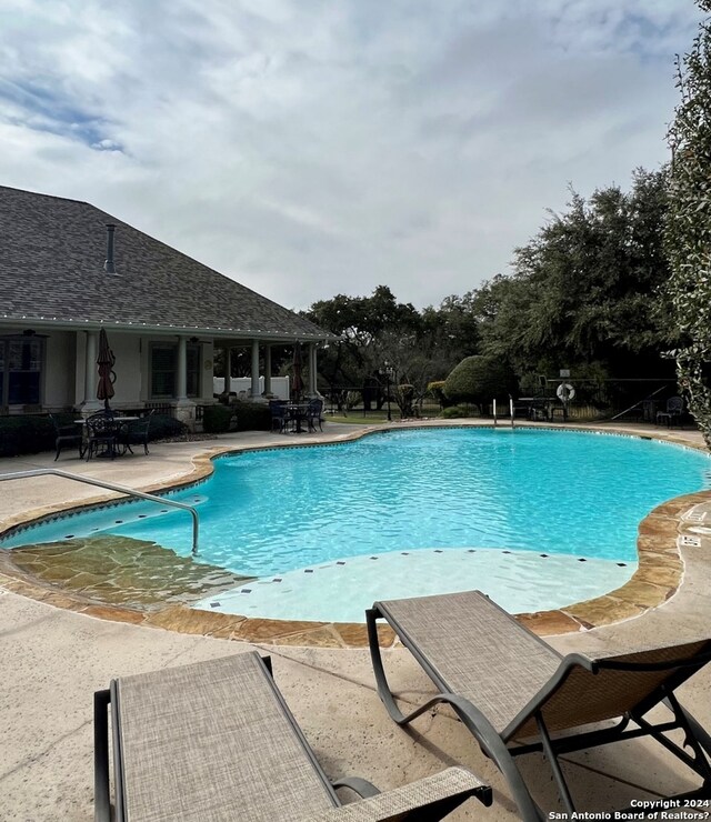 154 Roseheart, San Antonio, TX 78259 - community pool featuring a patio area