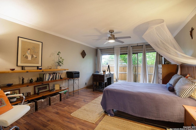 11700 Mission Trce, San Antonio, TX 78230 - bedroom featuring wood finished floors, crown molding, and a ceiling fan