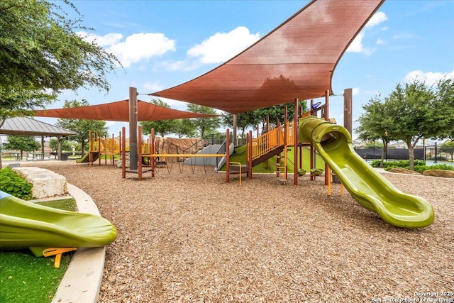 9702 Tupelo Holw, San Antonio, TX 78254 - community playground with a gazebo