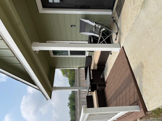 112 Agave Cir, Jourdanton, TX 78026 - view of kitchen
