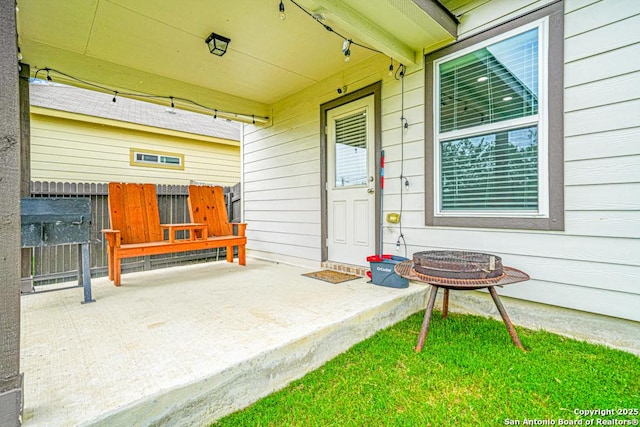 7526 Boxing Elm, San Antonio, TX 78244 - view of patio