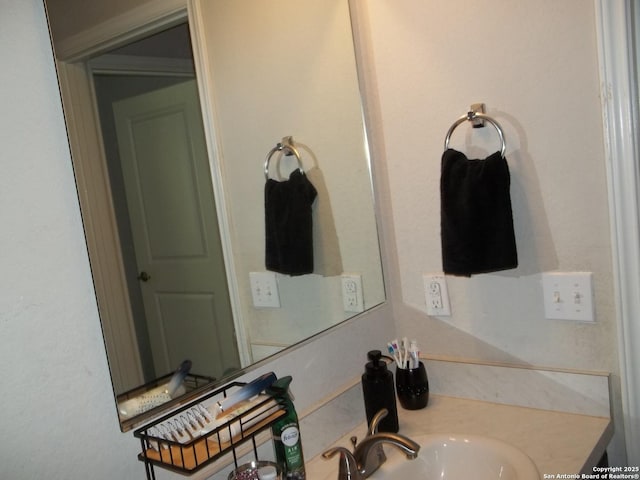 6914 Cozy, San Antonio, TX 78218 - bathroom with a sink