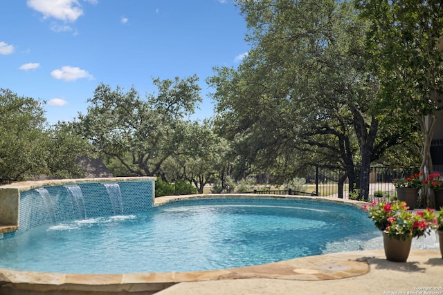 2803 River Way, Spring Branch, TX 78070 - view of pool