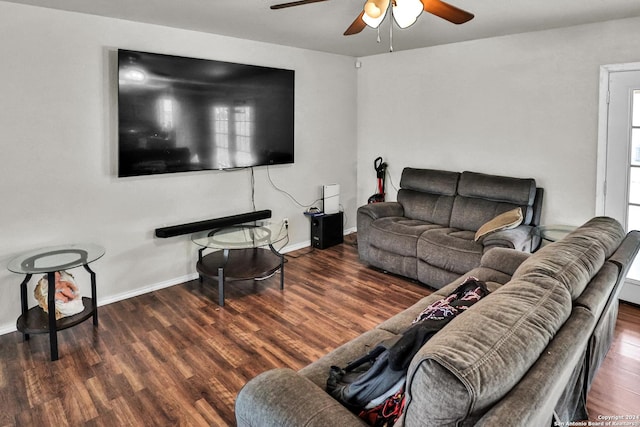 5414 Kensington Run, San Antonio, TX 78228 - living room featuring ceiling fan, wood finished floors, and baseboards