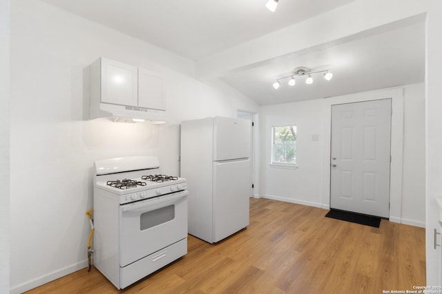 427 Goodrich, San Antonio, TX 78201 - kitchen featuring white appliances, under cabinet range hood, light wood-type flooring, white cabinetry, and baseboards