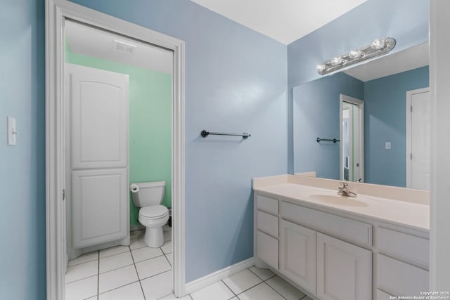 113 Fannin Dr, Kerrville, TX 78028 - bathroom with tile patterned flooring, toilet, vanity, and baseboards