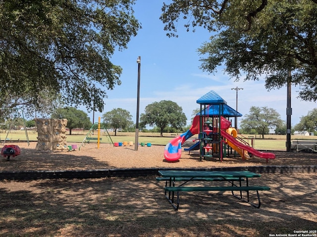 412 Town Frk, Cibolo, TX 78108 - view of community jungle gym