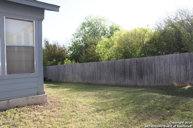 10047 Powderhouse Dr, San Antonio, TX 78239 - view of yard
