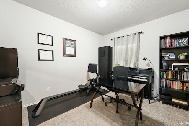 9210 Yaya Rd, Converse, TX 78109 - home office with carpet flooring and baseboards