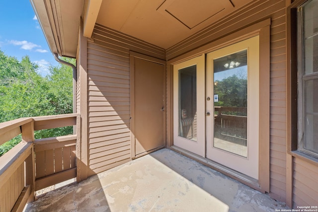 10955 Wurzbach Unit 905, San Antonio, TX 78230 - property entrance featuring a balcony
