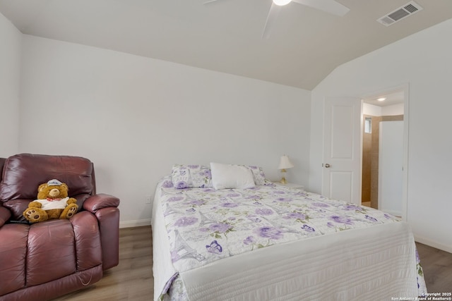 6022 Akin Pl, San Antonio, TX 78261 - bedroom featuring lofted ceiling, light wood-style flooring, baseboards, and ceiling fan
