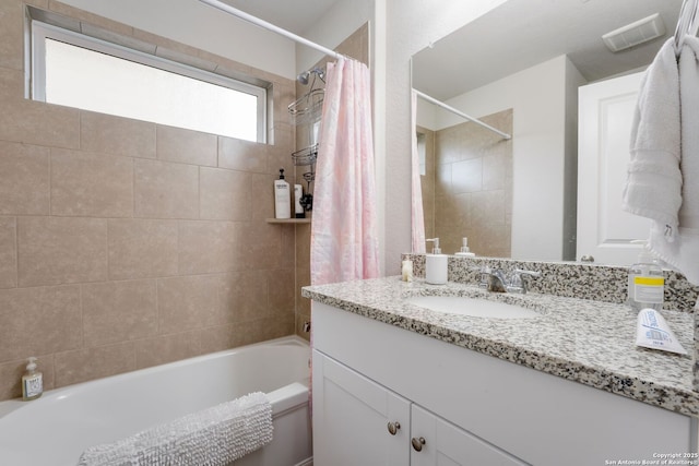 6022 Akin Pl, San Antonio, TX 78261 - full bath featuring vanity and shower / bath combination with curtain