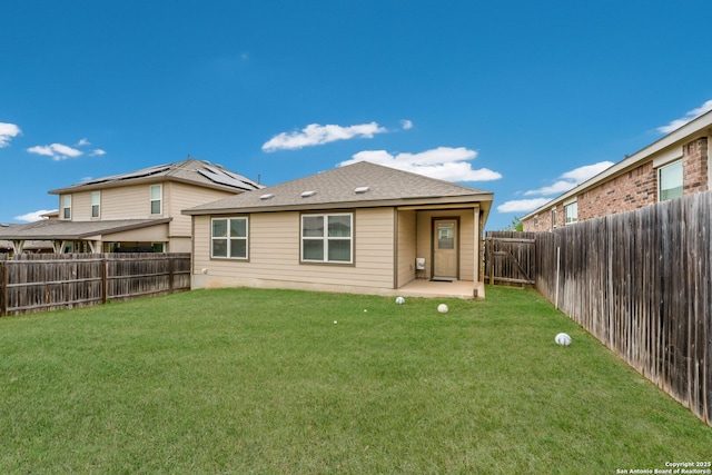 6022 Akin Pl, San Antonio, TX 78261 - rear view of house with a patio