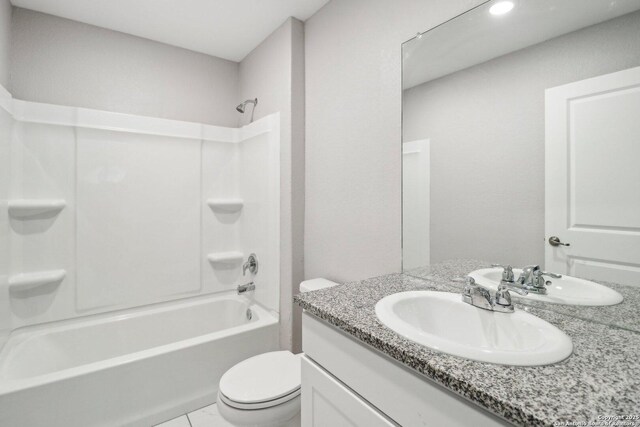4526 Meadowland, San Antonio, TX 78222 - full bath featuring toilet, vanity, and  shower combination